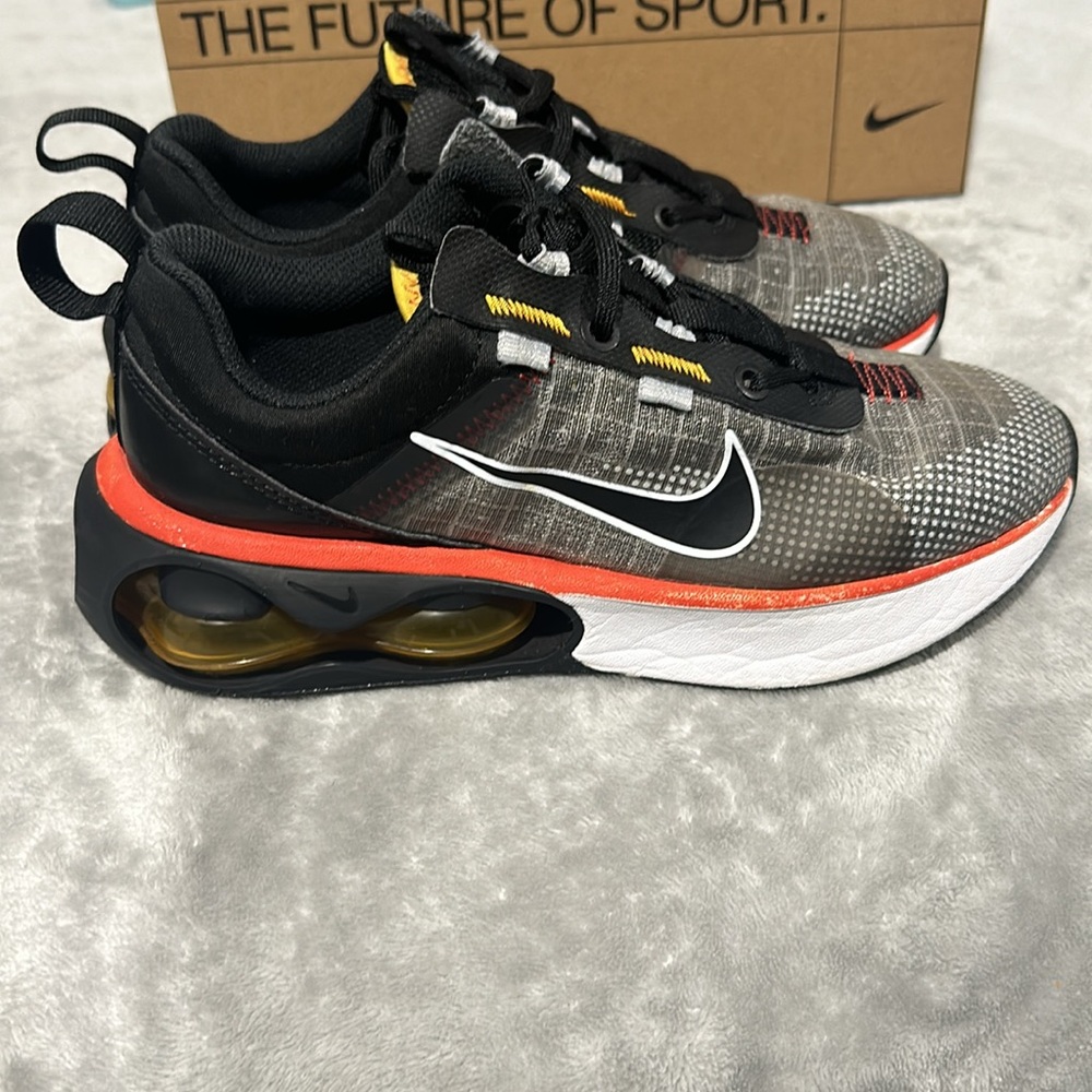 🧡🖤🔥NIKE AIR MAX🔥🖤🧡 - Picture 4 of 9